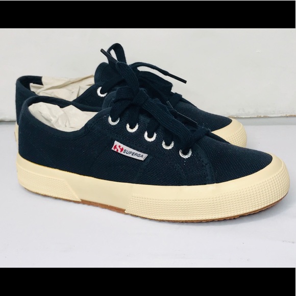 superga size 6.5